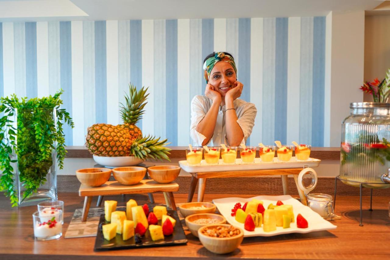 Hotel Alexandra - Beach Front - Healthy Xxl Breakfast & Brunch Until 12 30 - Parking Included 미사노아드리아티코 외부 사진