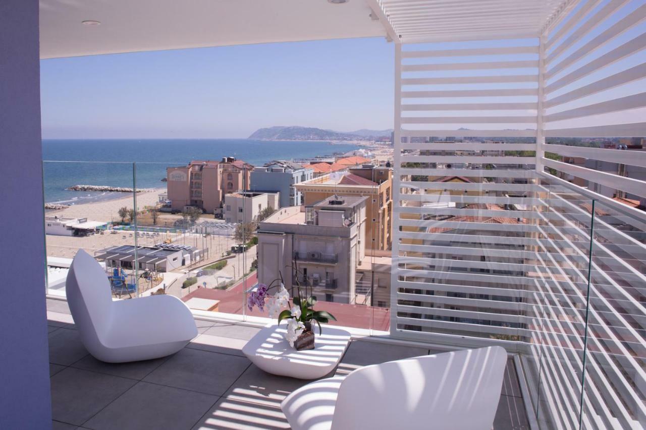 Hotel Alexandra - Beach Front - Healthy Xxl Breakfast & Brunch Until 12 30 - Parking Included 미사노아드리아티코 외부 사진